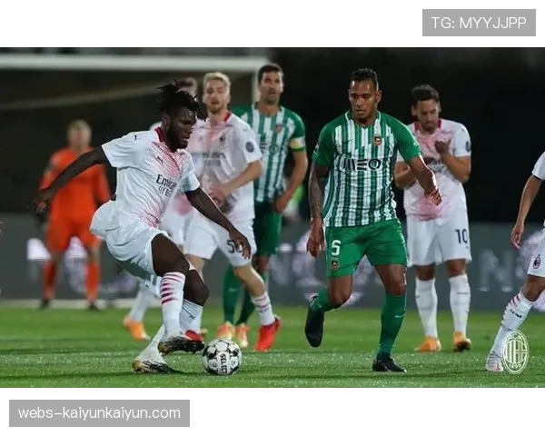 帕夫洛维奇头球破门，拜仁迅速扳平比分展现定位球战术效率